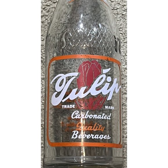 12” Tulip Beverages 1949 Great Color & NRMT Condition! - Johnstown, PA Duraglas - Picture 2 of 9